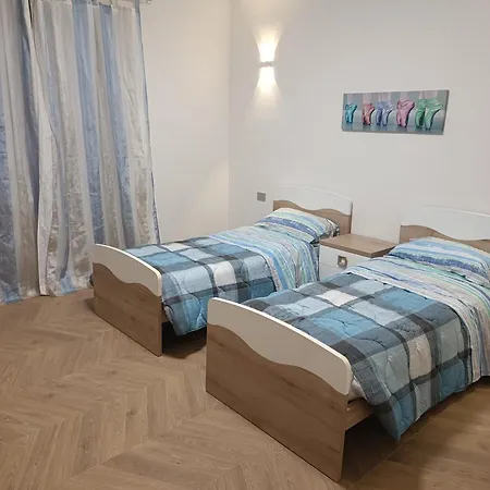 Casa Deliver Montalto Dora